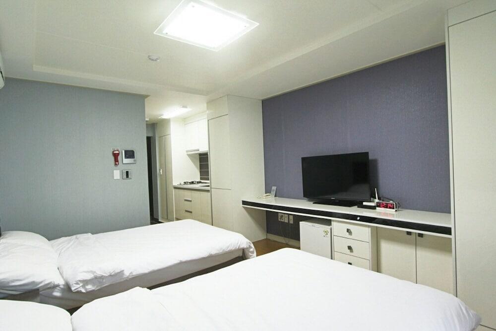 Jeju Airport Hotel Buitenkant foto