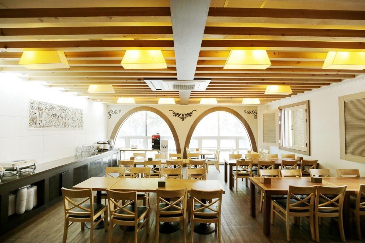 Jeju Airport Hotel Buitenkant foto