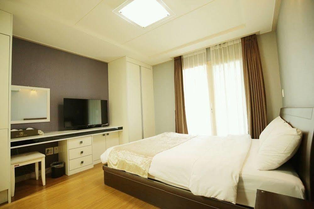 Jeju Airport Hotel Buitenkant foto